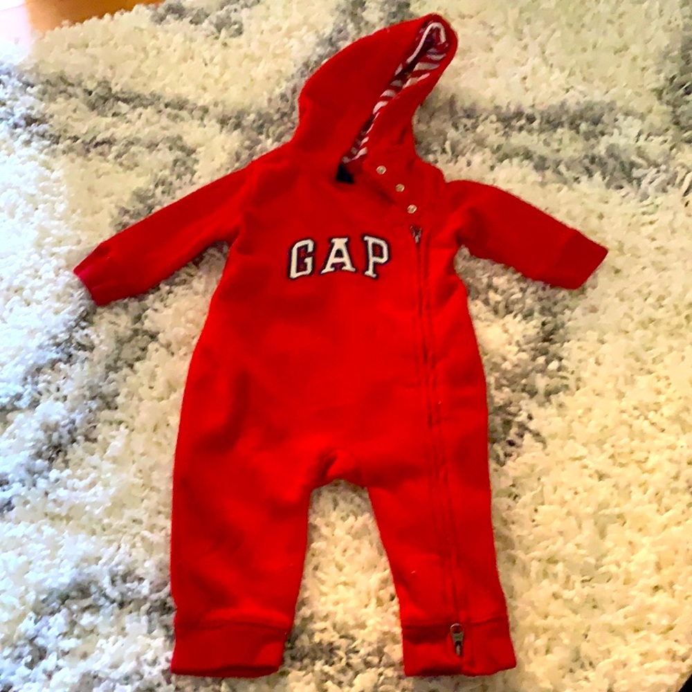 Baby gap hooded onesie